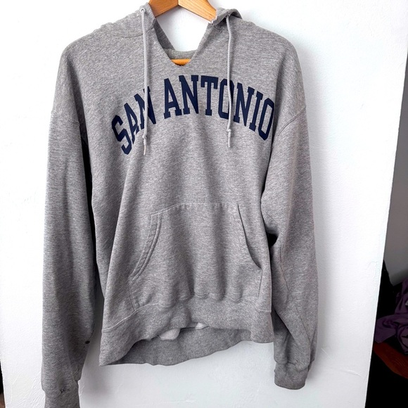 Champion San Antonio gray sweatshirt Size Medium - Picture 1 of 6
